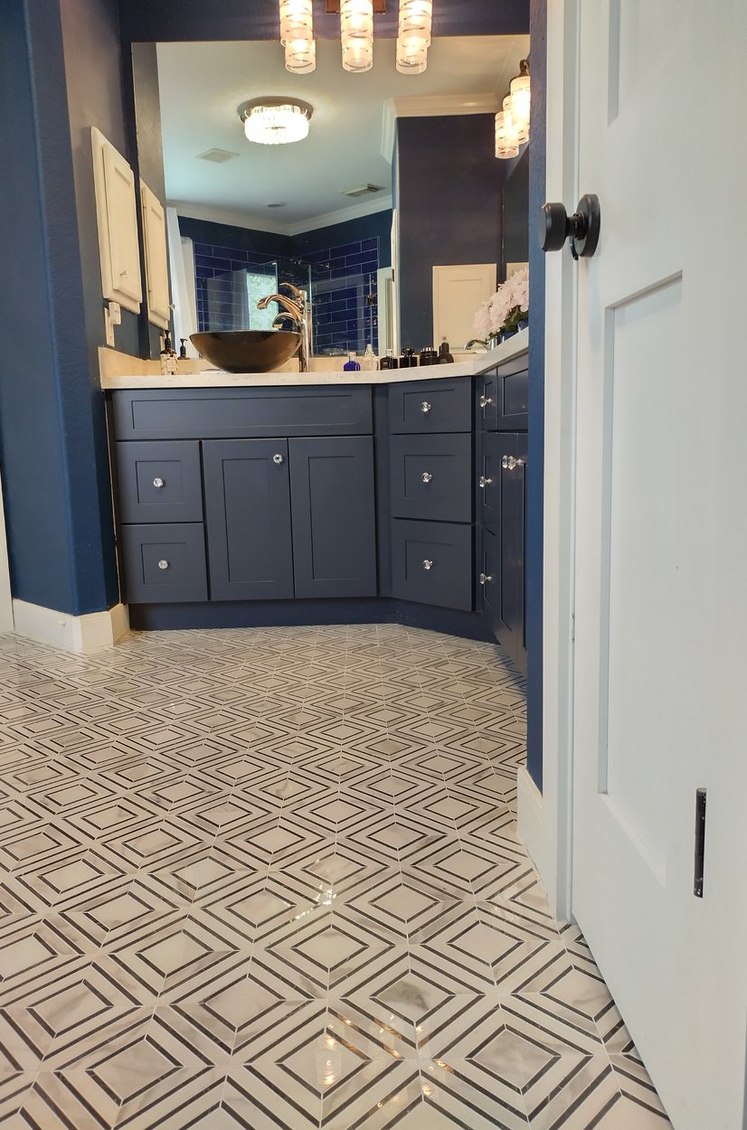 dark blue bathroom transformation